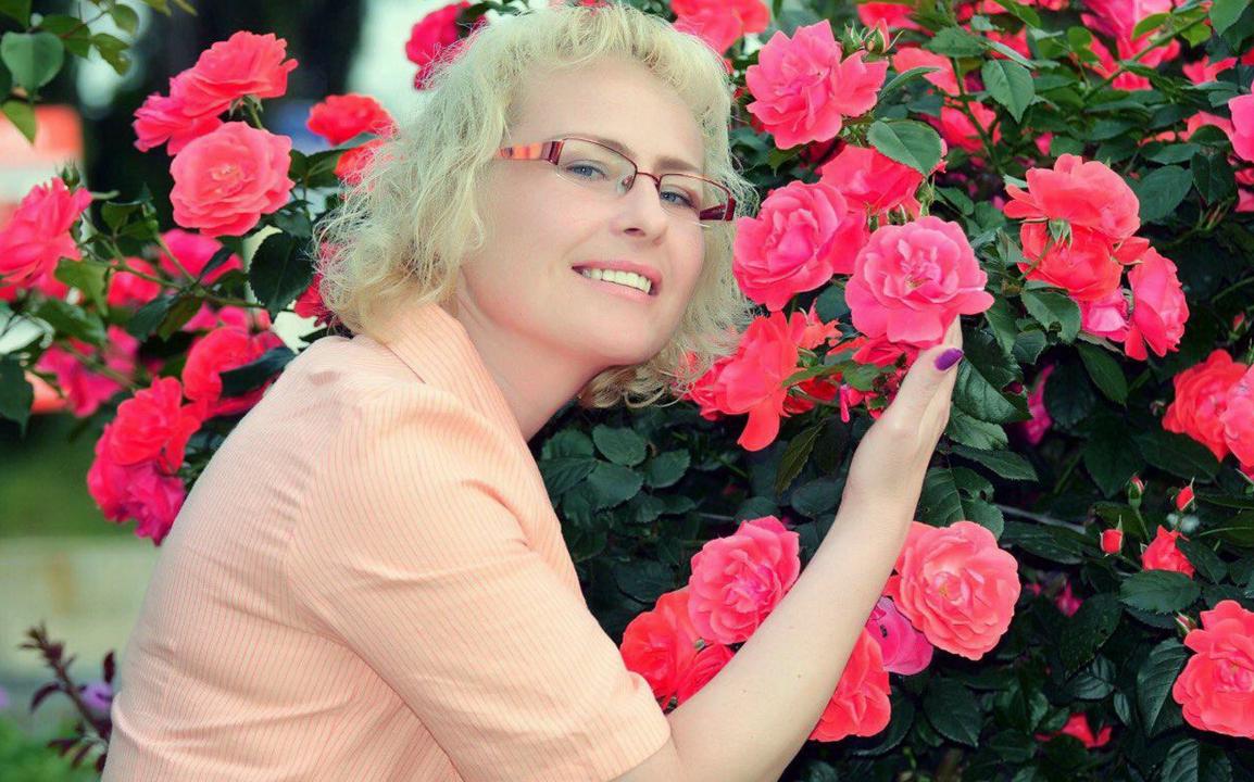 Webcam chat profile for LadySunnySoul: Cooking