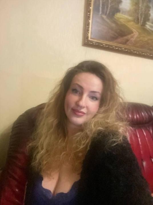 Webcam chat profile for Mariselle: Outfits