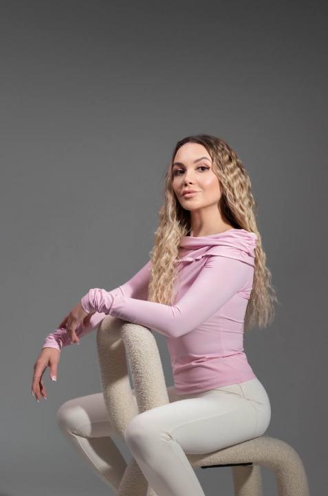 Webcam chat profile for BoxingGirlX: Leather