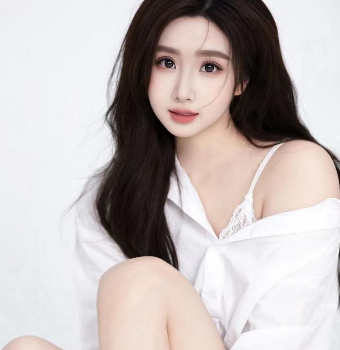 Webcam chat profile for BritneyEva: Leather