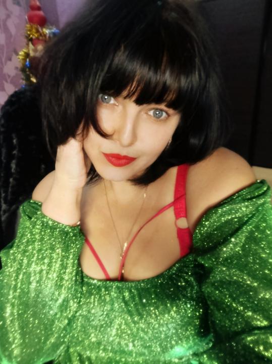 Webcam chat profile for CountessLuna: Leather
