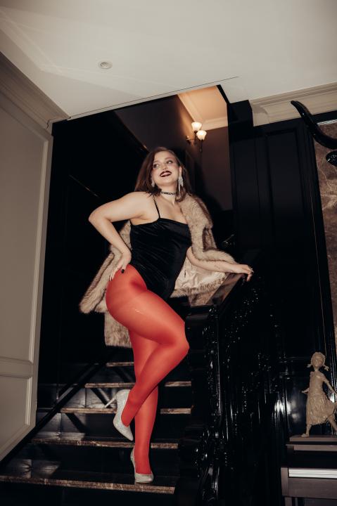 Webcam chat profile for JennyGo: Outfits