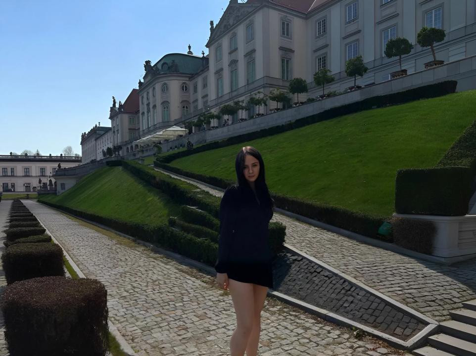 Webcam chat profile for VrtinksX: Outfits