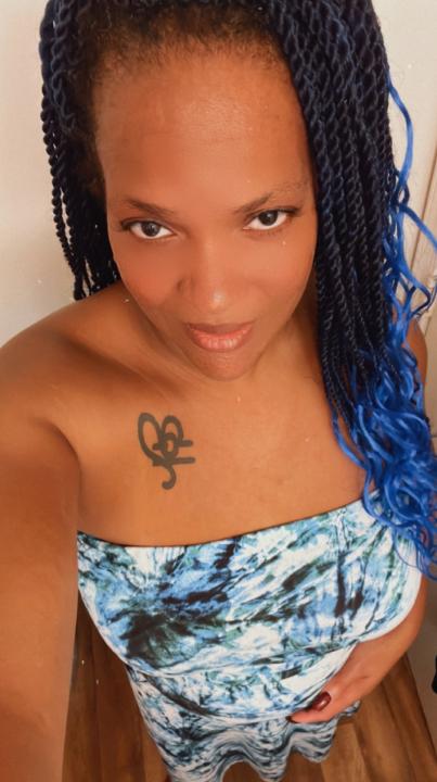 Webcam chat profile for M4yH3m: Outfits