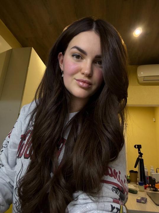 Webcam chat profile for Estel5e: Ask about my Hobbies