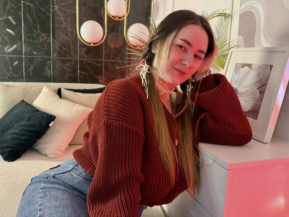 Webcam chat profile for EmmaBloomm: Dominatrix