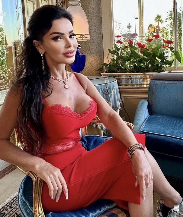 Webcam chat profile for AngelWhisper: Leather