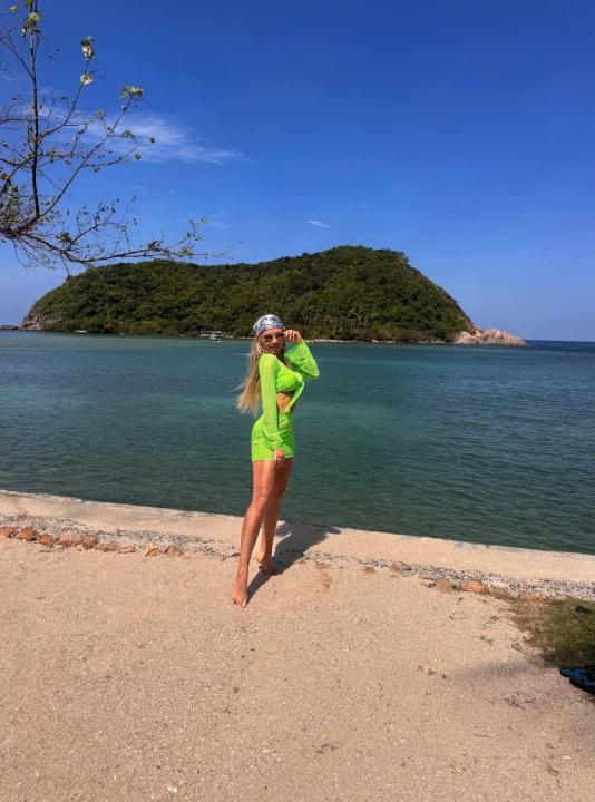 Webcam chat profile for AniLove2