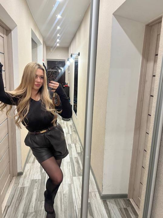 Webcam chat profile for MagicMelody