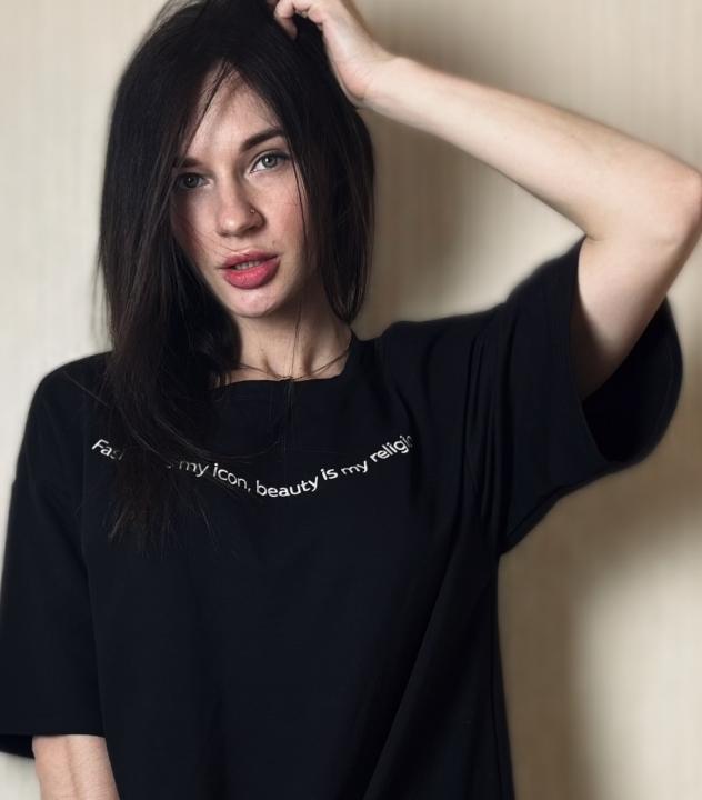 Webcam chat profile for TiSweeti