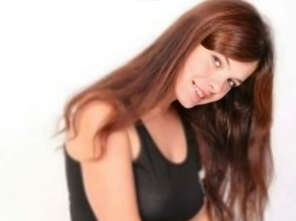 Webcam chat profile for ValenciaNoire: Strip-tease