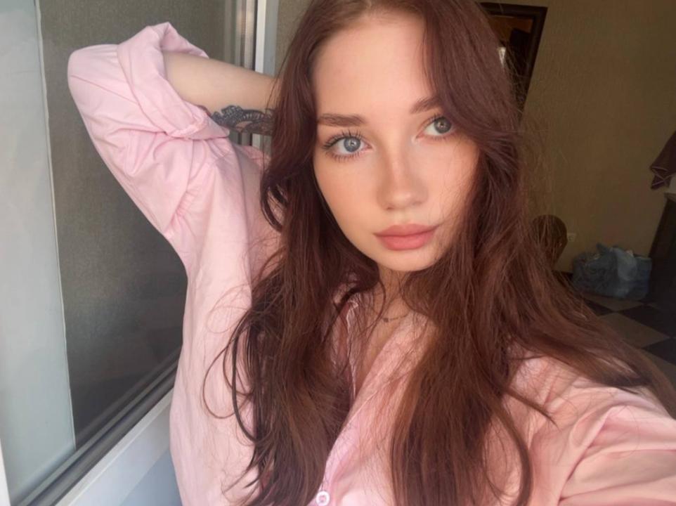 Start LIVE VideoChat with AlanaO91