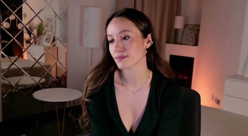 Webcam chat profile for AgnesGoddes: Legs, feet & shoes