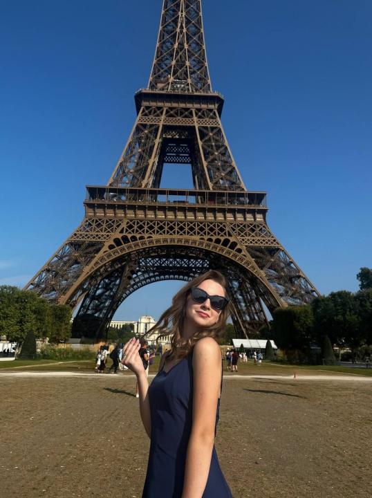 Webcam chat profile for BlondPixie: Outdoor Activities