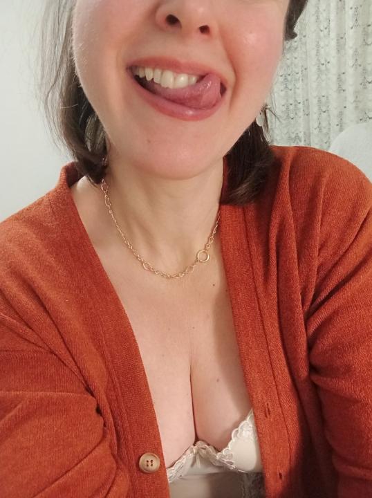 Webcam chat profile for hotpipper