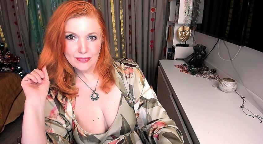 Webcam chat profile for AlmazFireFoxOne: Kissing