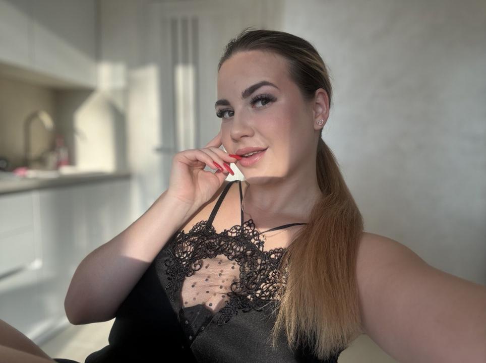 Webcam chat profile for MissTemptation1: Outfits