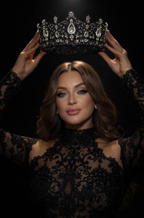 Webcam chat profile for MoonForYouu: Travel