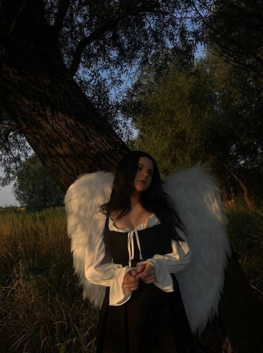 Webcam chat profile for Vikkkusya: Travel