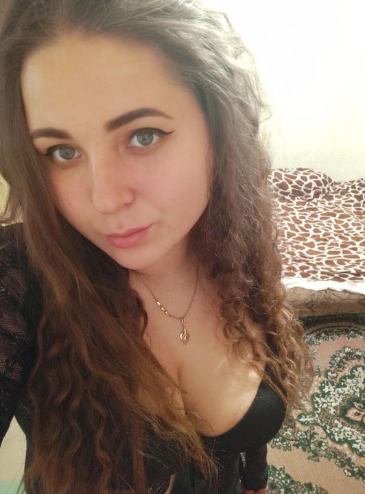 Webcam chat profile for Keetrinn