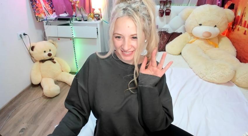 Webcam chat profile for EmillyMiller: Leather