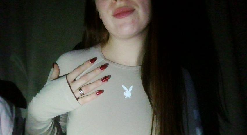 Webcam chat profile for SweetTrap