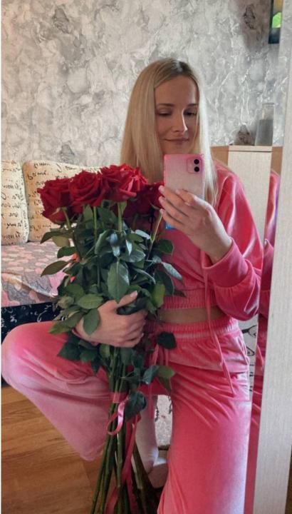 Webcam chat profile for Serenelle