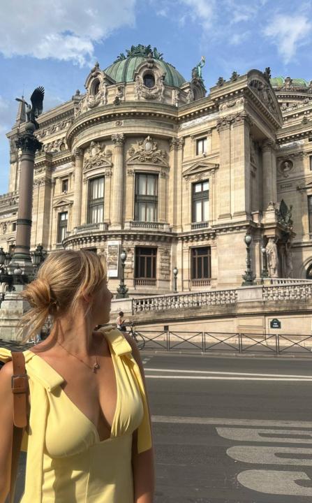 Webcam chat profile for AngelMe: Nails