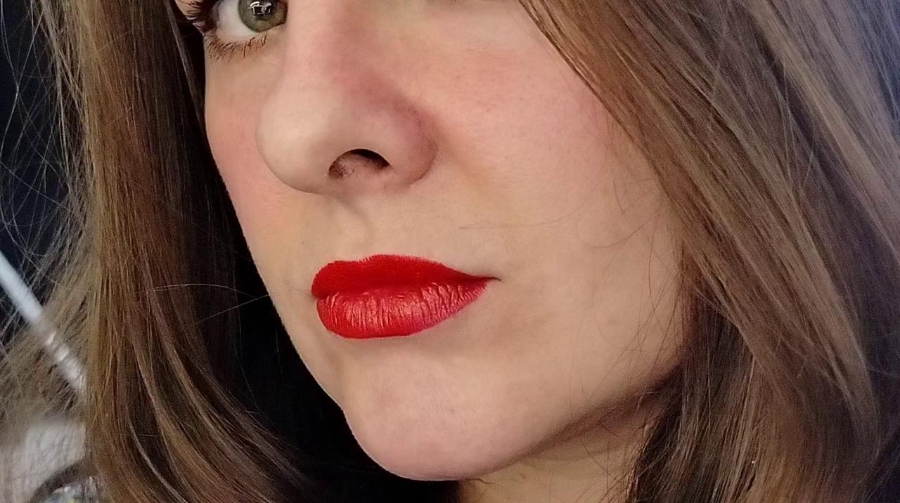 Webcam chat profile for MalinkaMila: Legs, feet & shoes