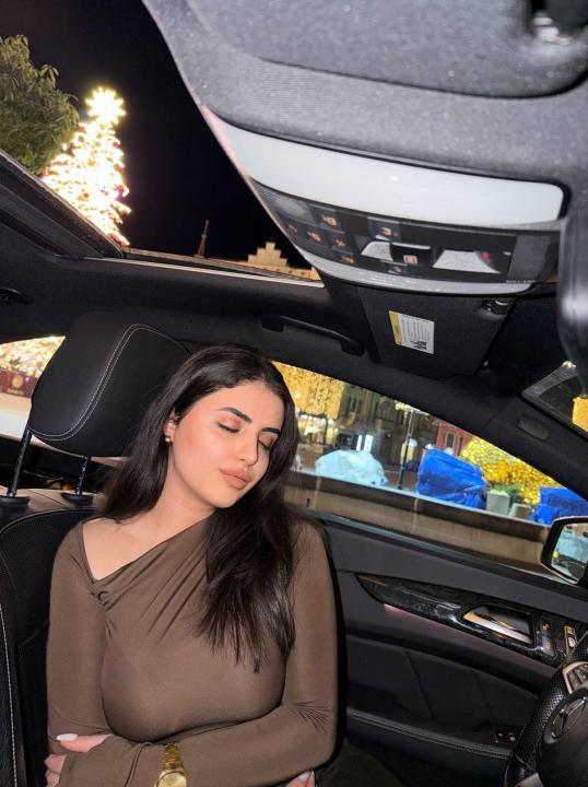 Webcam chat profile for TinaVolt: Outfits