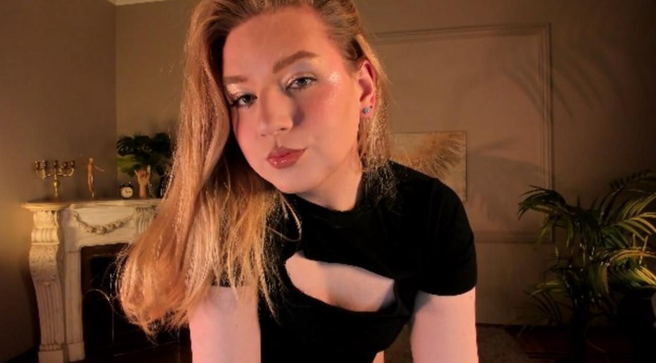 Webcam chat profile for JesSolar: Jerking off
