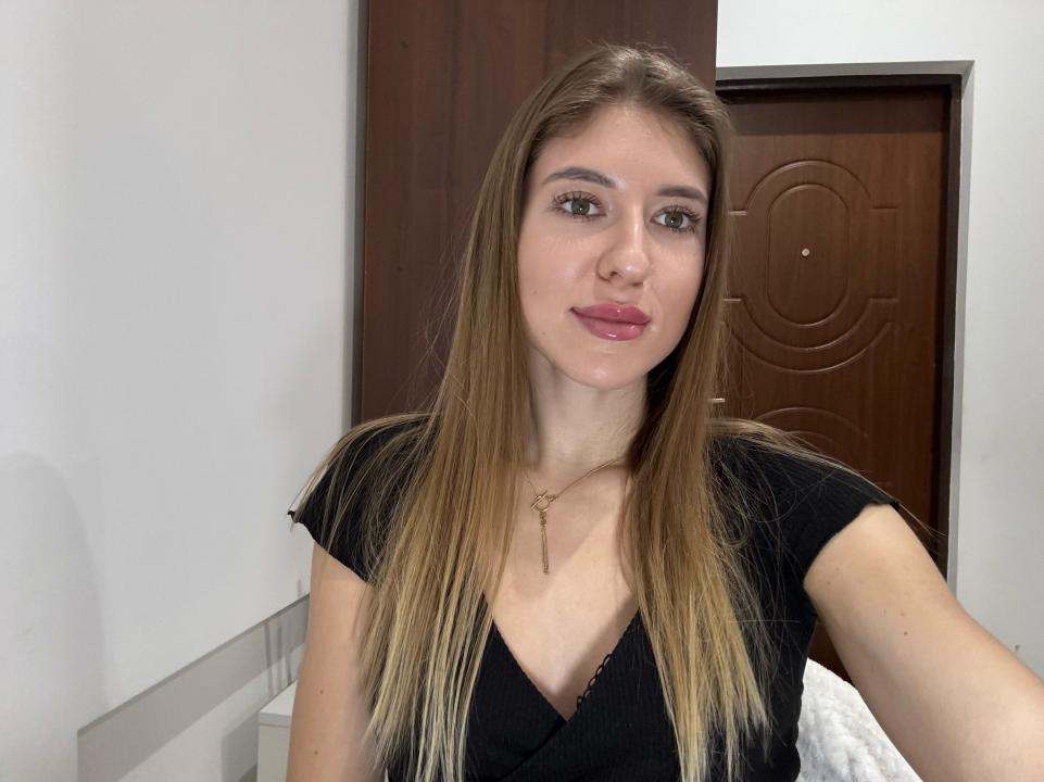 Webcam chat profile for LadyInShadow: Dancing