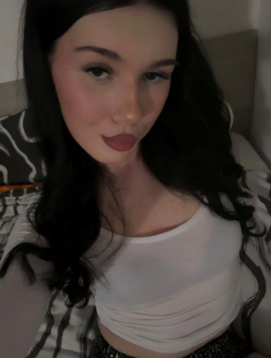 Webcam chat profile for MelissaIsa: Jerking off