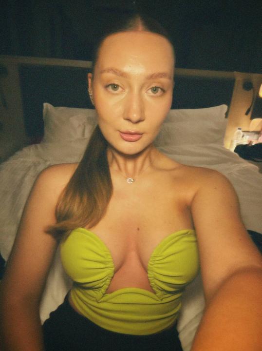 Webcam chat profile for Tess5a: Ask about my Hobbies