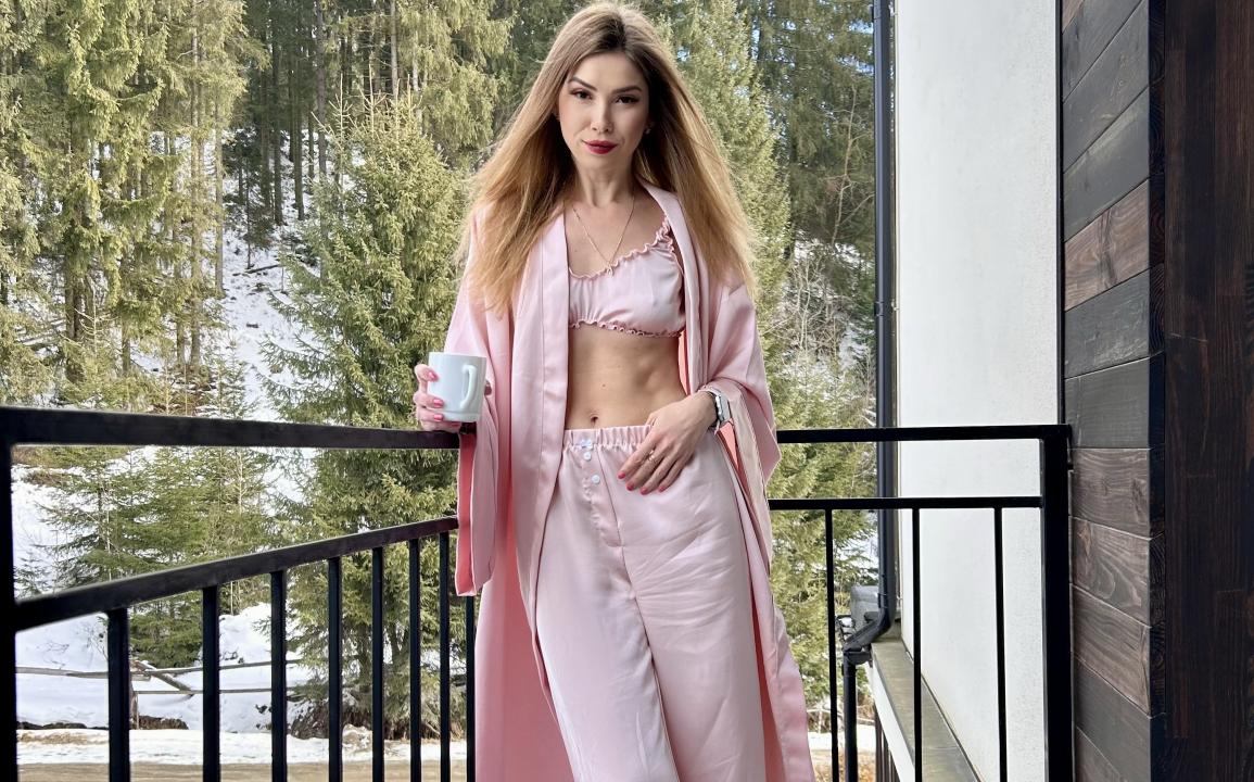 Webcam chat profile for Mavka: Cooking