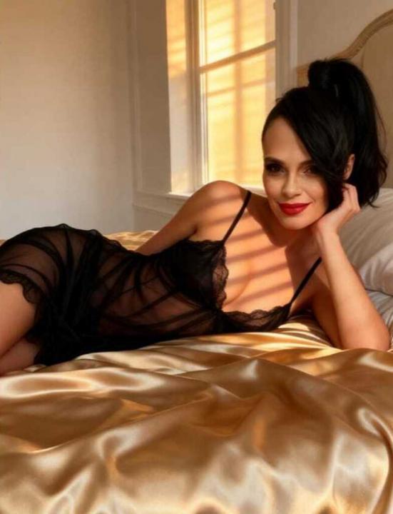 Webcam chat profile for prettywoman31: Dominatrix