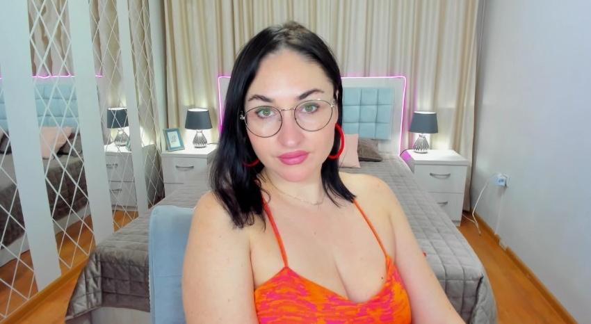 Webcam chat profile for StefanaDean: Leather