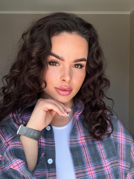 Webcam chat profile for 000Aaannneeettt: Ask about my Hobbies