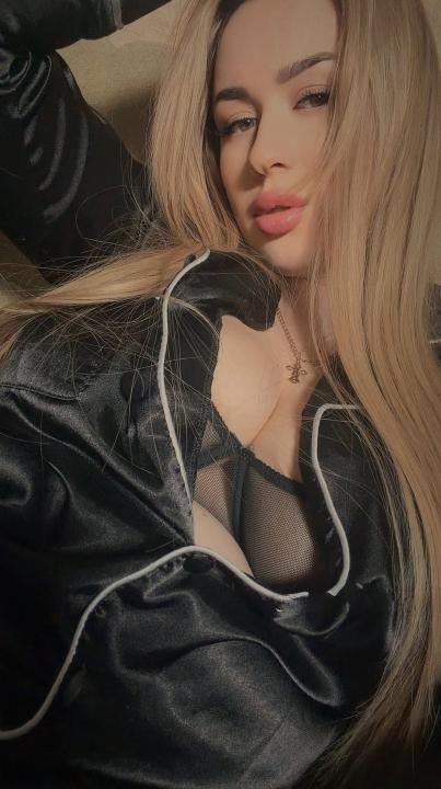 Webcam chat profile for MagicMelody