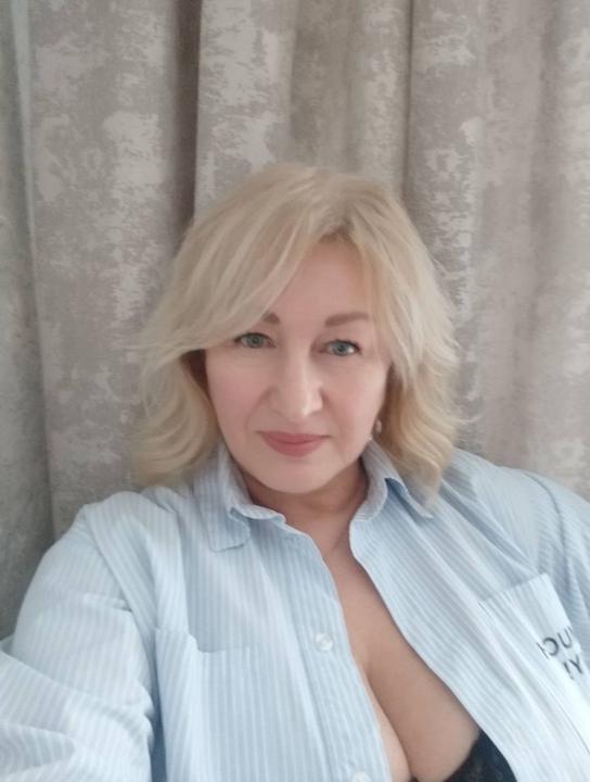 Webcam chat profile for Jacqueline: Ask about my Hobbies