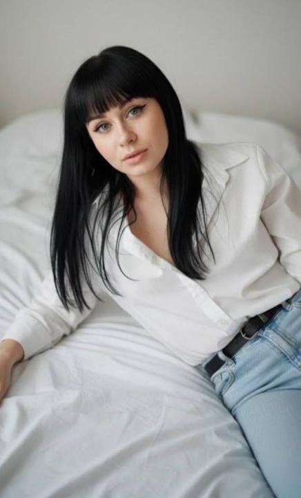 Webcam chat profile for Linaa: Sports