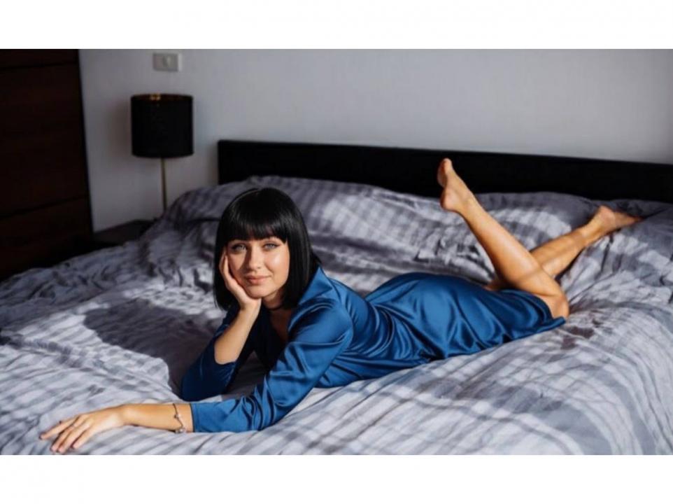 Webcam chat profile for Linaa: Sports