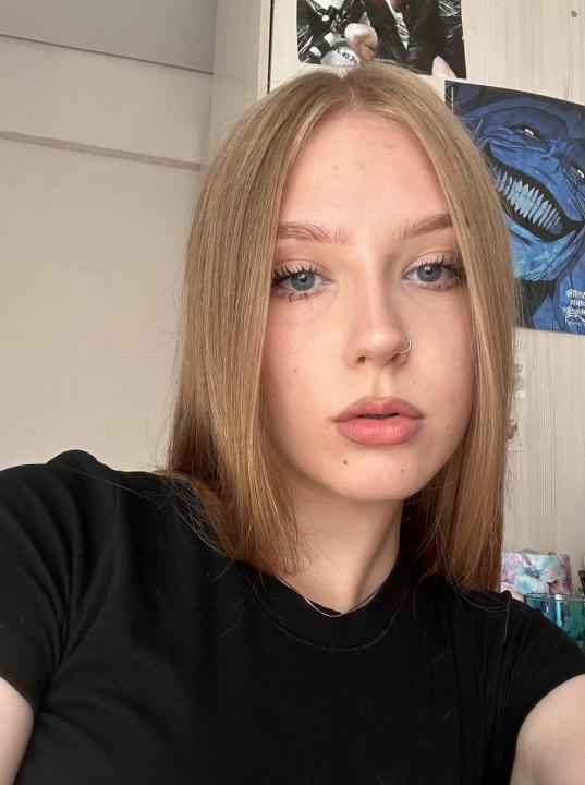 Webcam chat profile for A2manda: Ask about my Hobbies