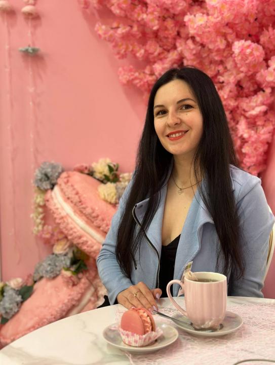 Webcam chat profile for 1Holly: Ask about my Hobbies