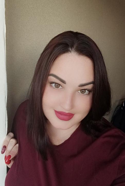 Webcam chat profile for MissSindyy: Music