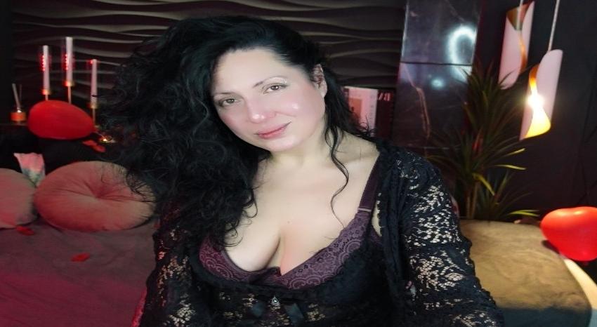 Webcam chat profile for AnitaMuse: Latex & rubber