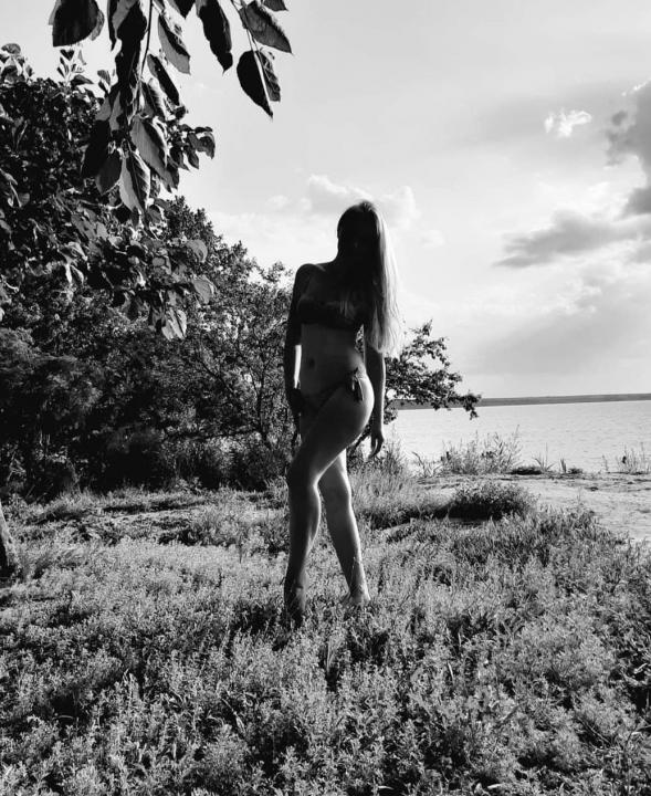 Webcam chat profile for magdakiss