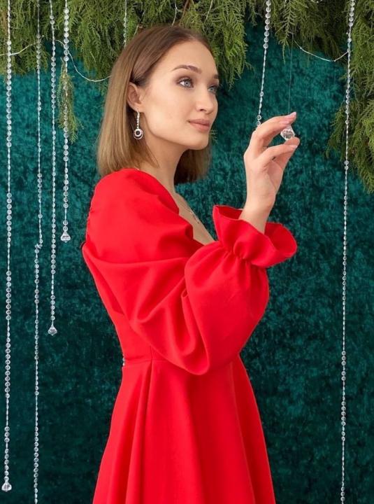 Webcam chat profile for MissElina111: Outfits