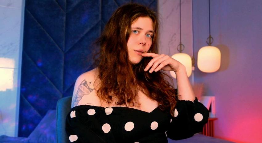 Webcam chat profile for SophiePure: Bondage & discipline