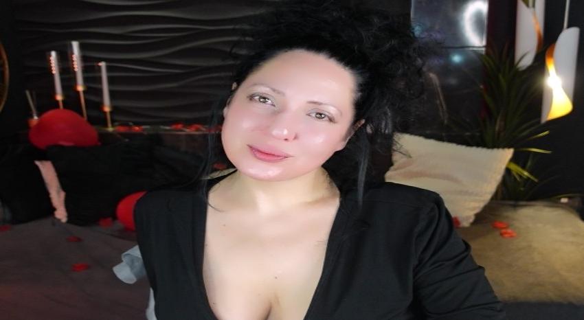 Webcam chat profile for AnitaMuse: Latex & rubber